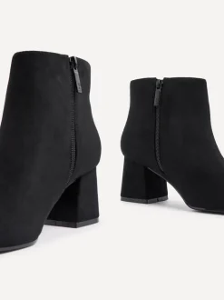 Linzi ALBA Outlet