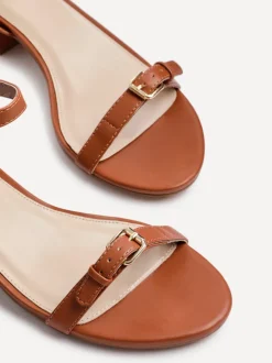 Linzi AMANZA Outlet