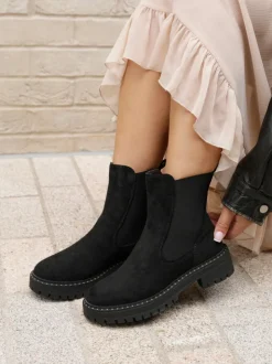 Linzi ANDREA Fashion