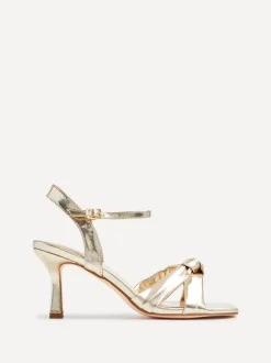 Linzi FAVOUR Online