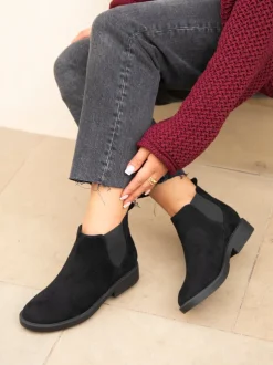 Linzi KARINA Fashion