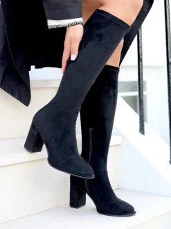 Linzi KYLIE New