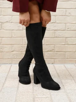 Linzi KYLIE New