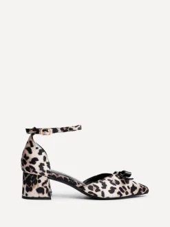Linzi ORLA Fashion