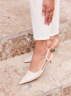 Linzi REFINED Fashion