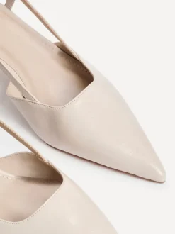 Linzi REFINED Fashion