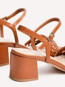 Linzi RUTHIE Online