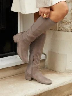 Linzi SLOANE Outlet