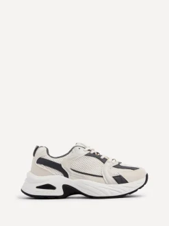 Linzi VENTURE New