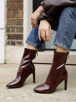 Linzi WEST Fashion