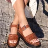 Linzi ZURI Fashion